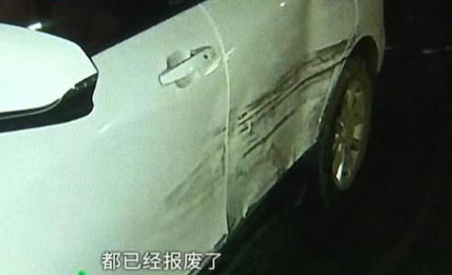 百萬新車被剮蹭 車主僅讓對方擦一下,百萬新車遭遇小事故，車主智慧應(yīng)對，快速解答方案執(zhí)行領(lǐng)航版60.63.99,定性評估解析_版納48.51.14