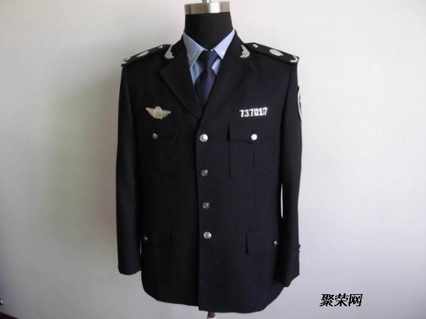 工作服屬于制服嗎