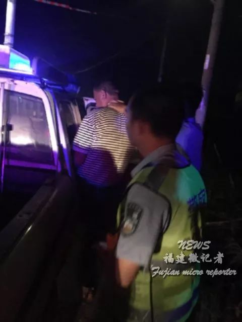 交警現(xiàn)場目擊倆摩托相撞光速出警