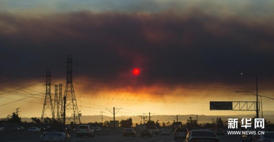 太空視角下的洛杉磯山火前后變化對比