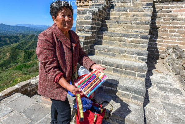 香港二四六天天開(kāi)彩大全,登山失聯(lián)9天男子雙腳面臨截肢風(fēng)險(xiǎn)全面解答解釋定義_VR版18.42.44